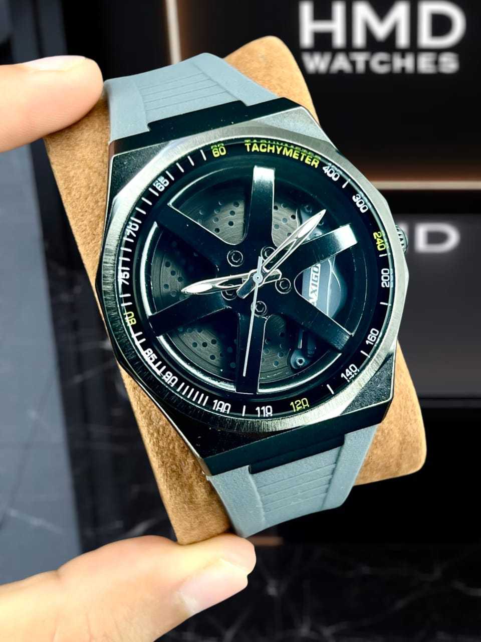 CHAXIGO ROTATION WATCH MODEL 7258 G